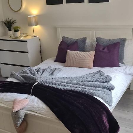 לייסטר De Luxe Aparthotel מראה חיצוני תמונה